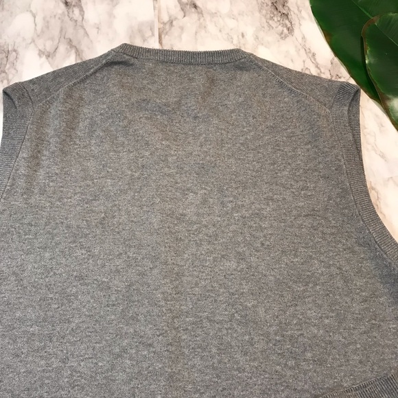 Gray Chaps V-Neck Sweater Vest: NWOT - Picture 7 of 8